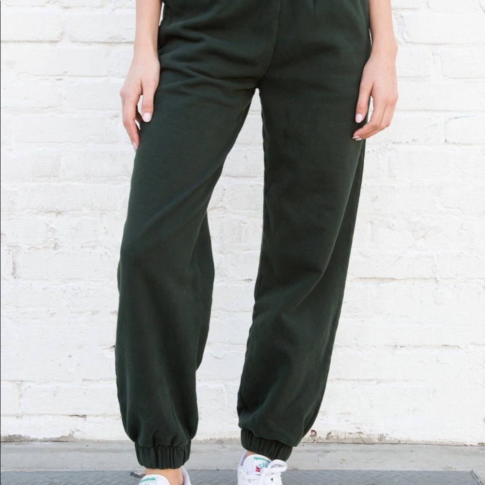 Brandy Melville Rosa Sweatpants